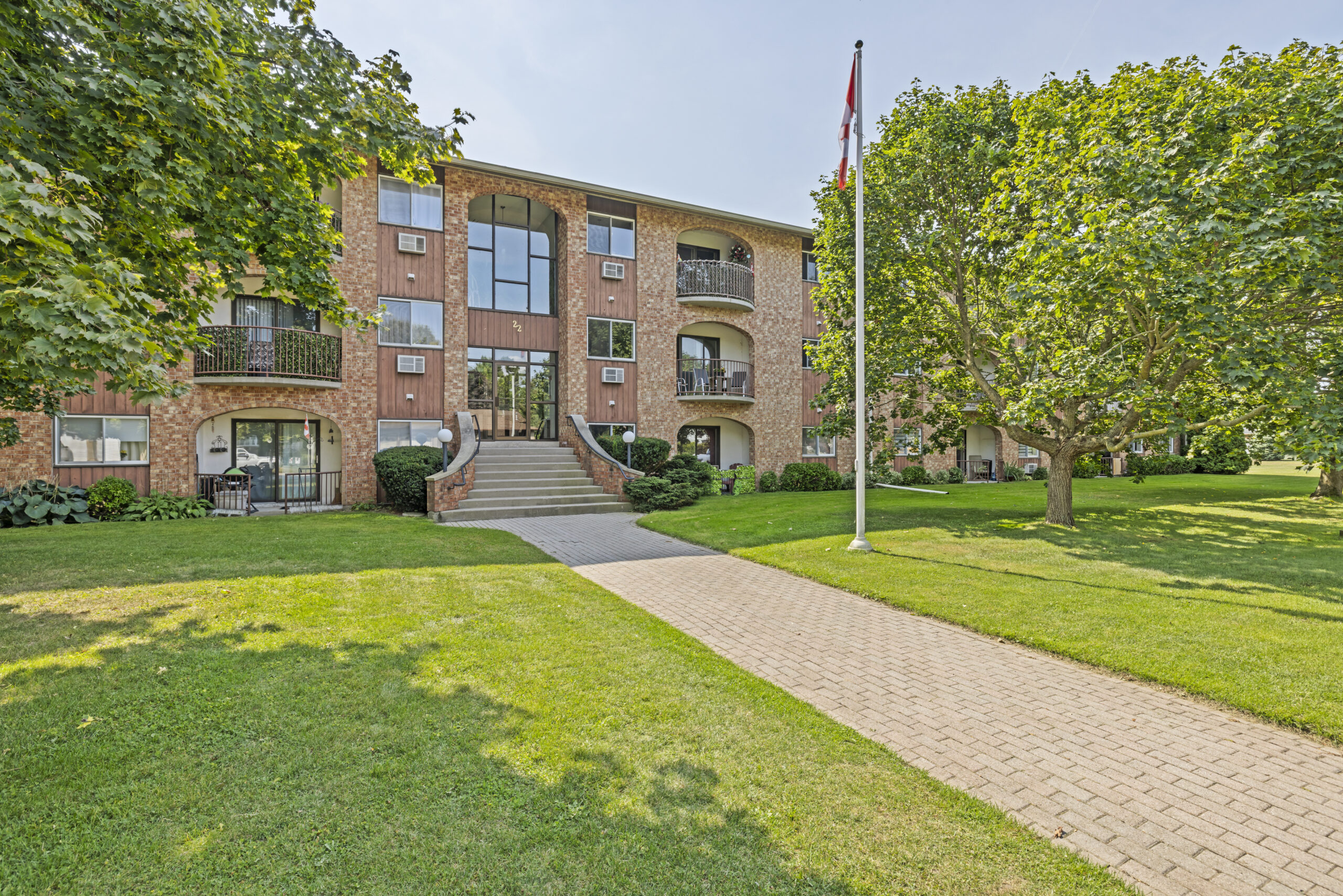 Gold Leaf Carleton Court Dorchester Front of the Building